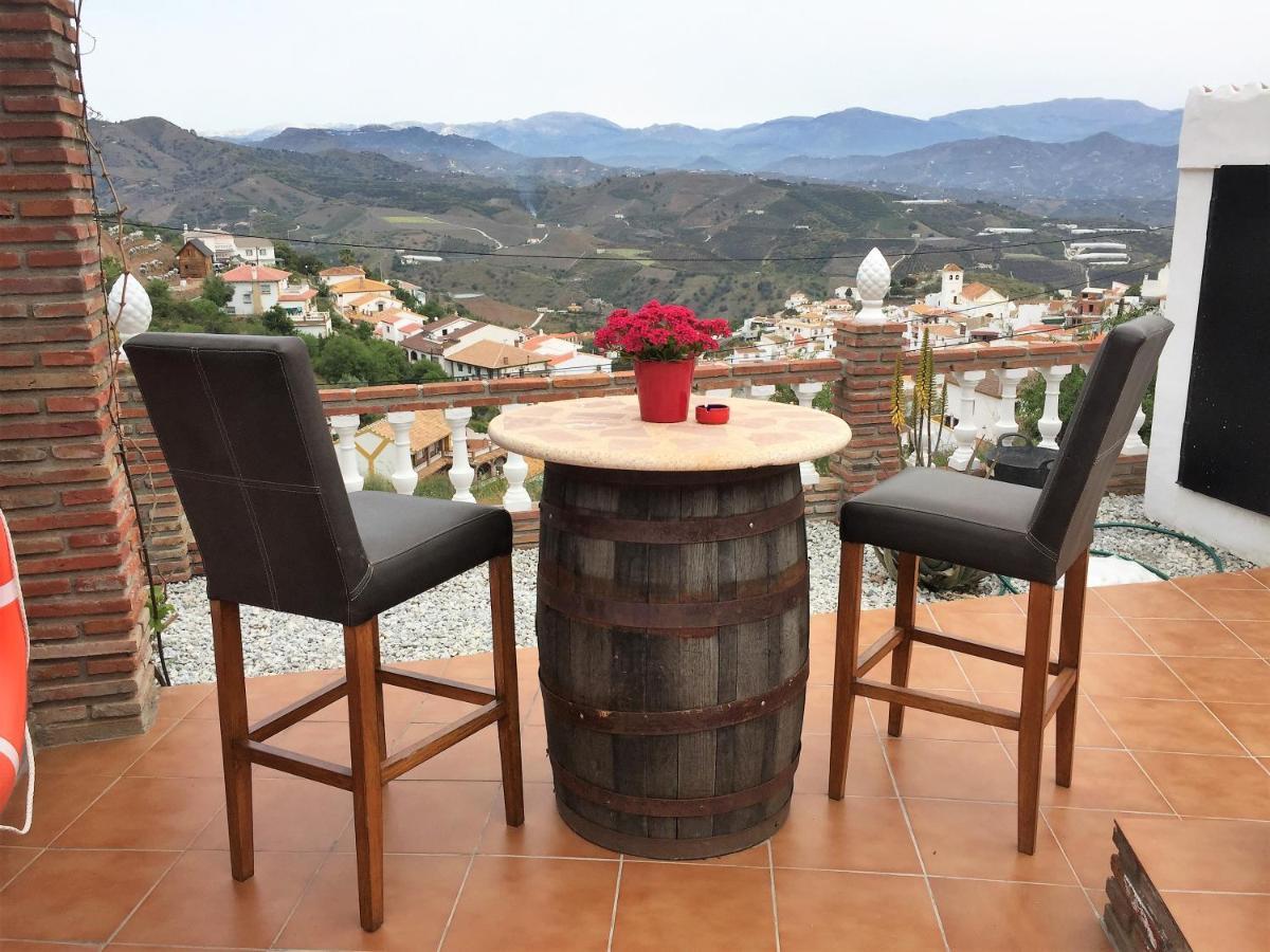 Casa Las Torres B&B Iznate Kültér fotó