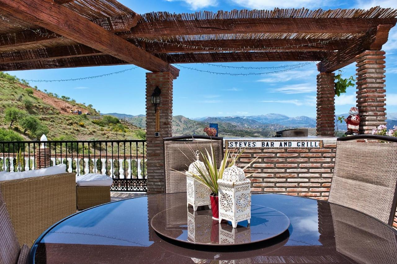 Casa Las Torres B&B Iznate Kültér fotó