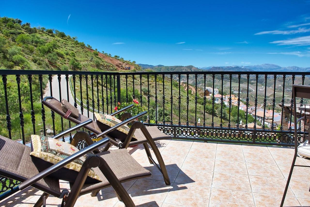 Casa Las Torres B&B Iznate Kültér fotó