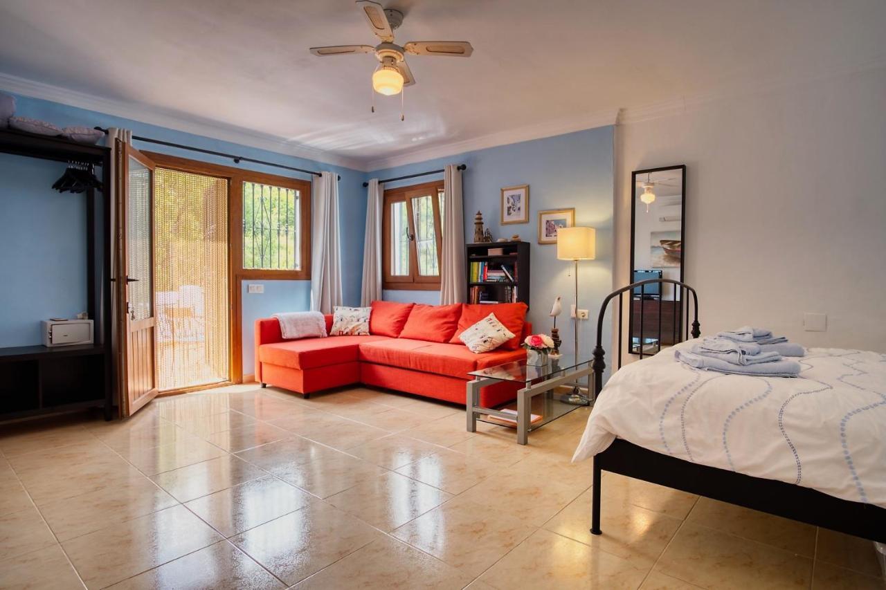 Casa Las Torres B&B Iznate Kültér fotó